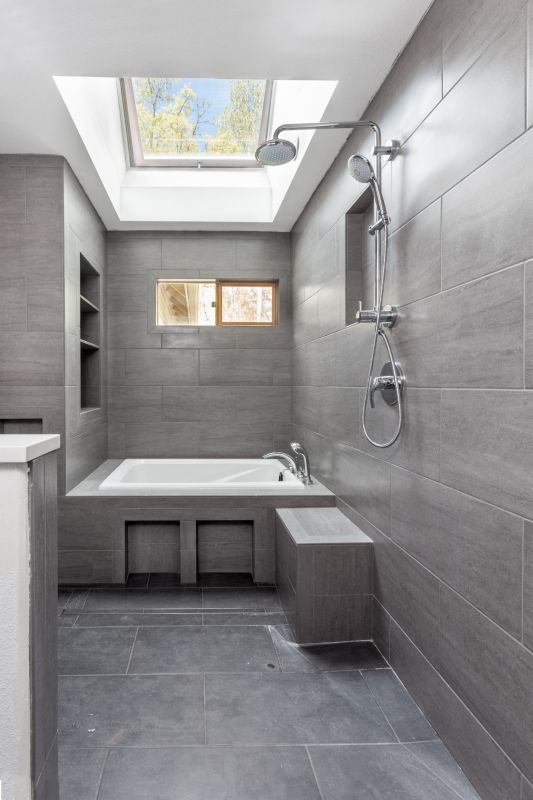 Best Bathroom Renovation Contractors in Elyria, OH